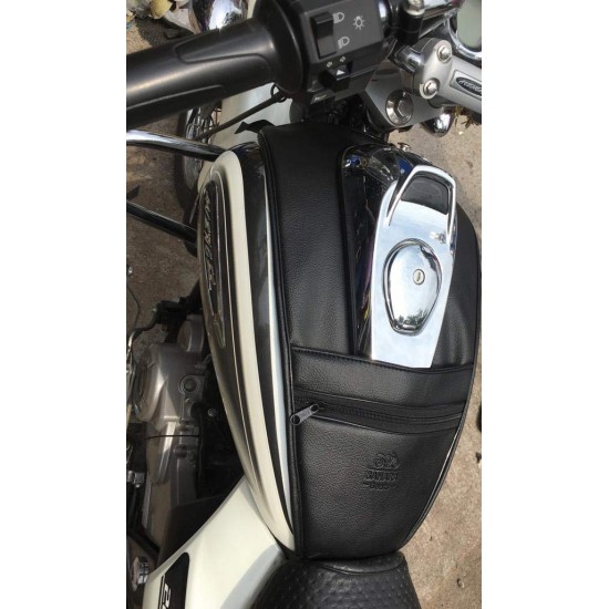 Bajaj Avenger 150/160/180/220 Cruiser Waterproof and Scratch Proof Tank Cover Bag with Small Pockets (Black)