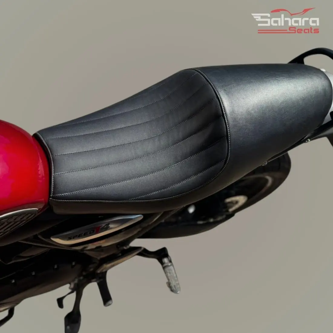 Triumph Speed 400/T4/ MY25 Cafe Racer Quilted Super Comfortable Touring Seat - Plug & Play)
