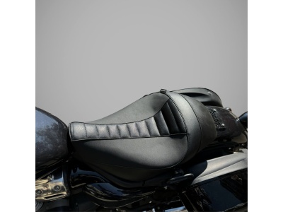 Super Meteor 650 Ribbed Solo/Rider Seat with Contoured Design