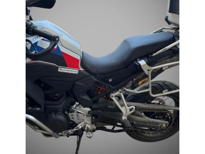 BMW F900 GS Custom Low Rider Seat