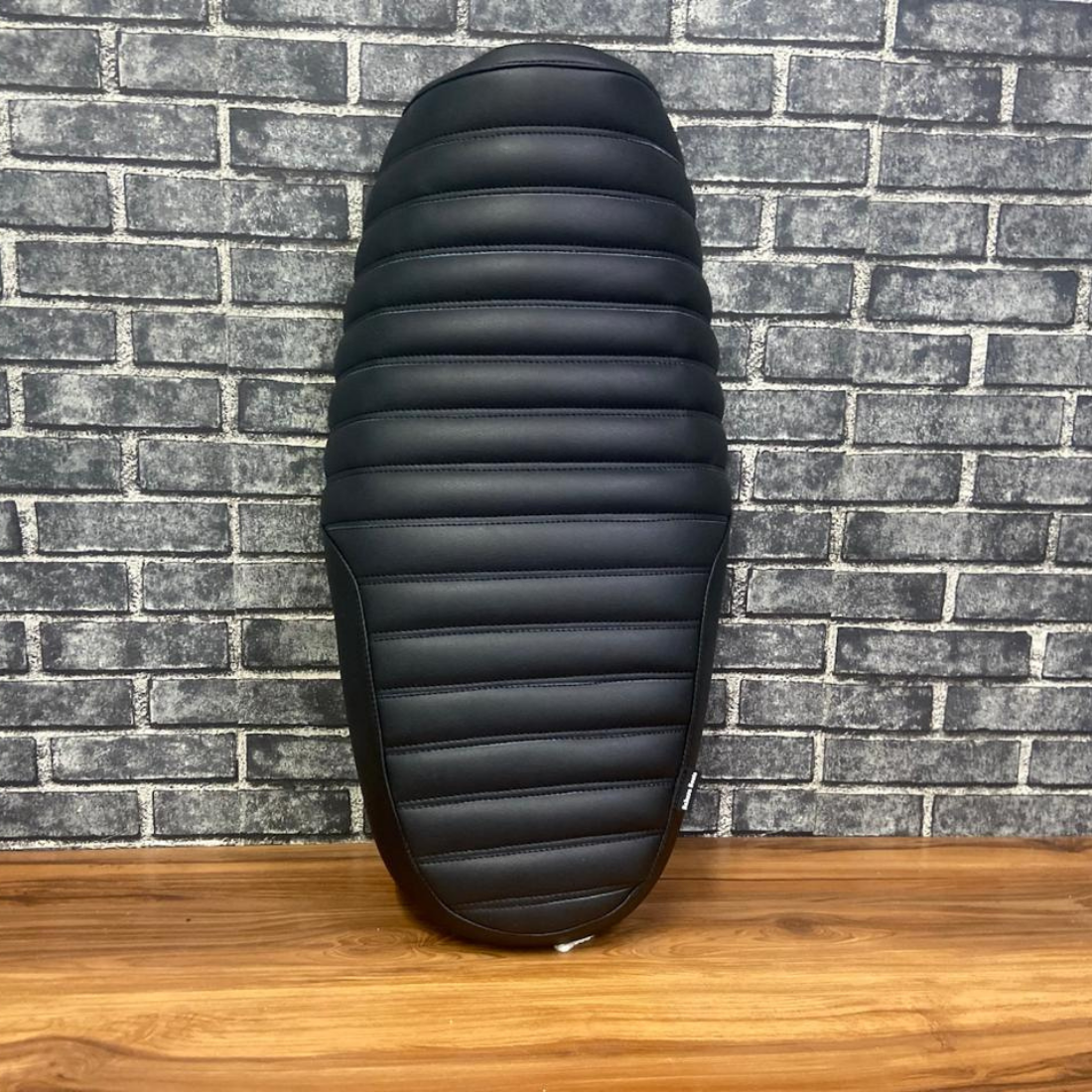 Jawa 42 FJ Seat Cover – Retro Black Stripes 3