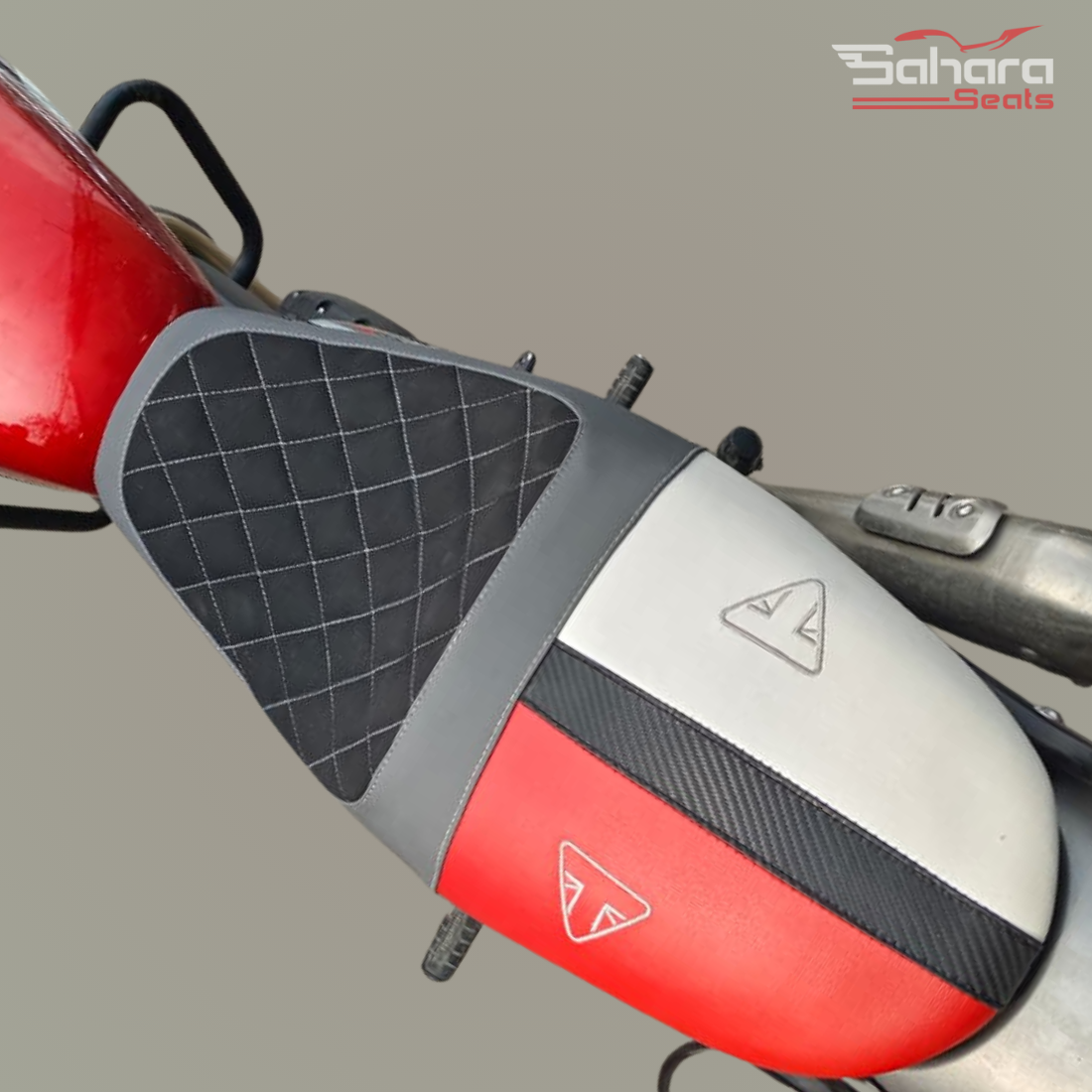Sahara Signature: Suede Cafe Racer Seat Triumph Speed 400 StrideMaster Red White Suede Seat
