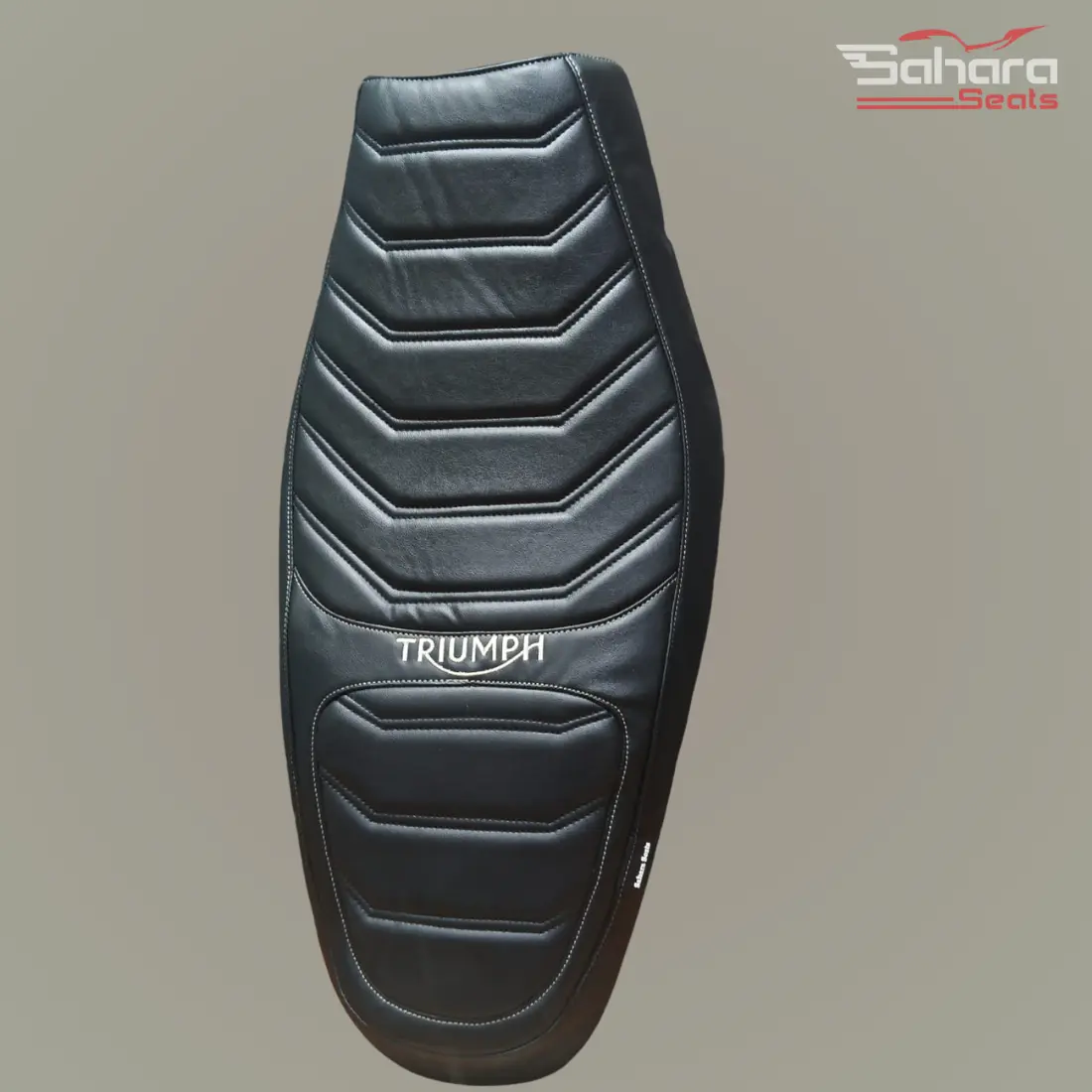 Triumph Speed 400 Ribbed Custom Seat Cover