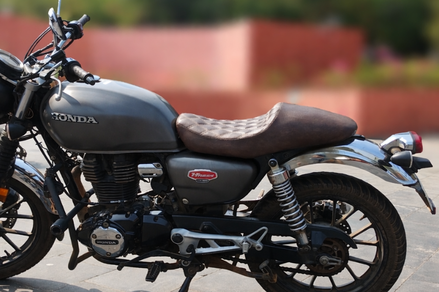 Cafe Racer Seats