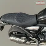 Triumph Speed 400 / T4 Signature Saddle – Sleek Design & Long Ride Comfort